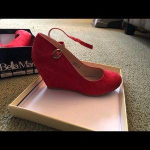 Red Wedges